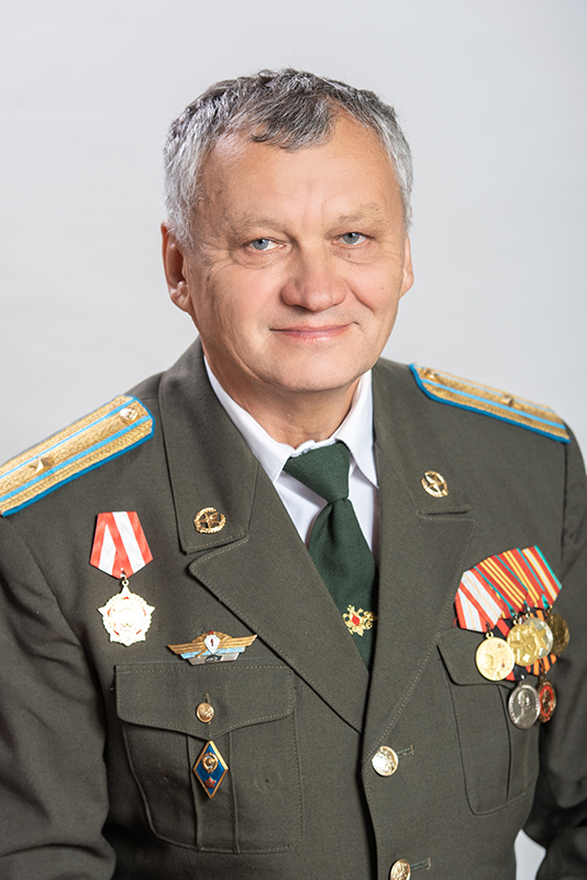 Гаврилов Юрий Васильевич.