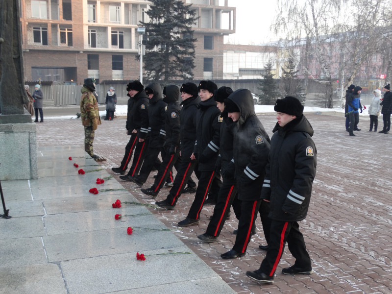 «Имя твоё неизвестно, подвиг твой бессмертен!».