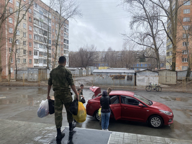 Акция помощи приюту «Бусинка» «Дай лапу, друг!».